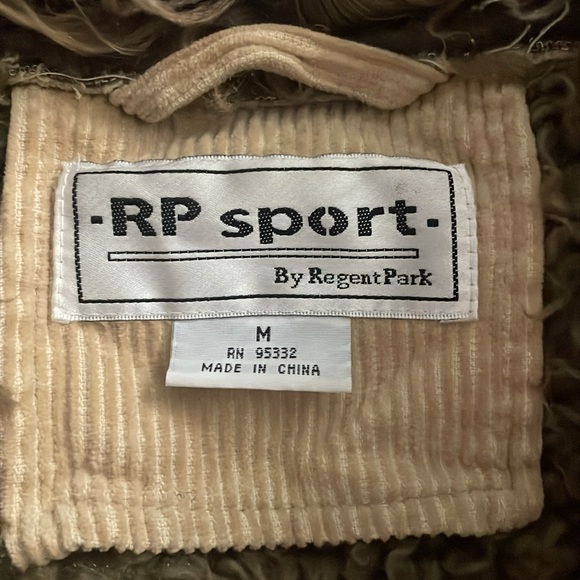 RP Sport by Regent Park Sherpa-style jacket (size M) - Picture 2 of 8